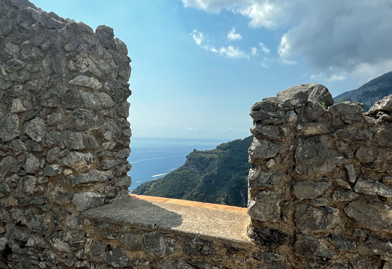 Ausblick beim Wandern an der Amalfi Küste
