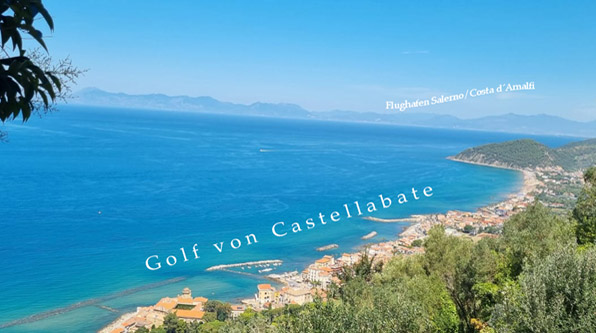 Im Hintergrund die Amalfiküste