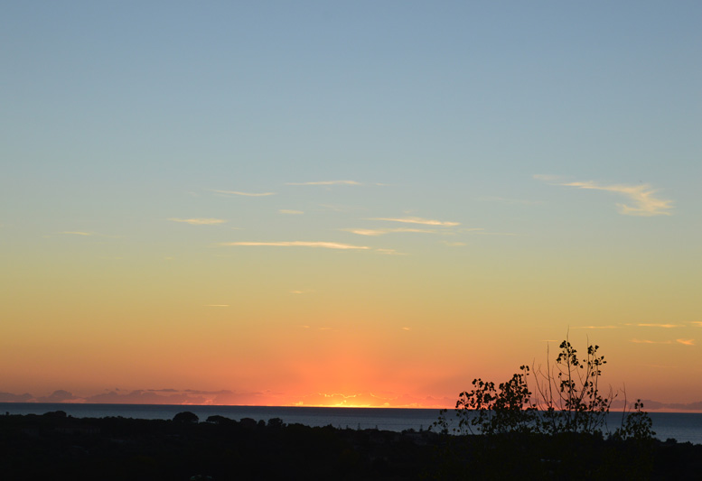 Sonnenuntergang ueber dem Meer