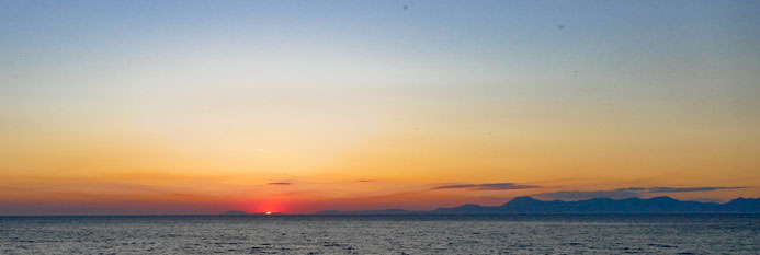 Sonnenuntergang über dem Meer an der Cilentoküste