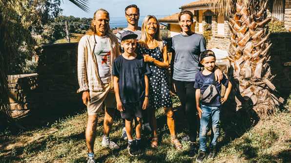 Jenny, Andreas und ihre Kinder beim Agriturismo Sant'Andrea in Castellabate