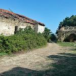 Auf dem Tresino-Berg, das verlassene Kloster San Giovanni